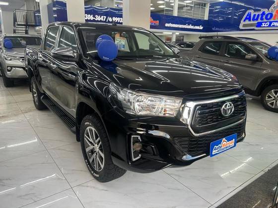 TOYOTA HILUX 2.7 SR 4X2 CD 16V FLEX 4P AUTOMÁTICO TOYOTA HILUX 2.7 SR 4X2 CD 16V FLEX 4P AUTOMÁTICO